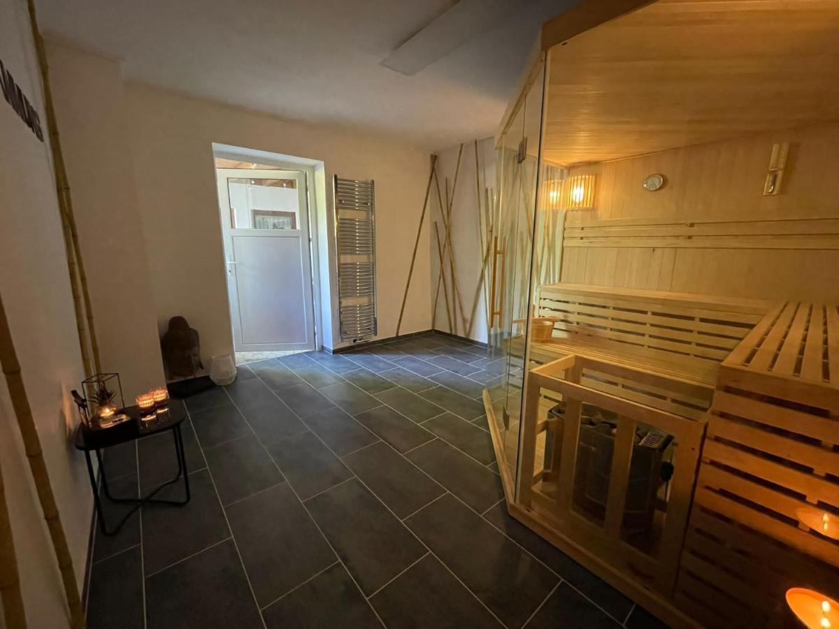 Stilvolle Wellness-Ferienwohnung In Neef Whirlpool, Sauna, Grill, Fitness, Billard & Moselblick Exterior photo